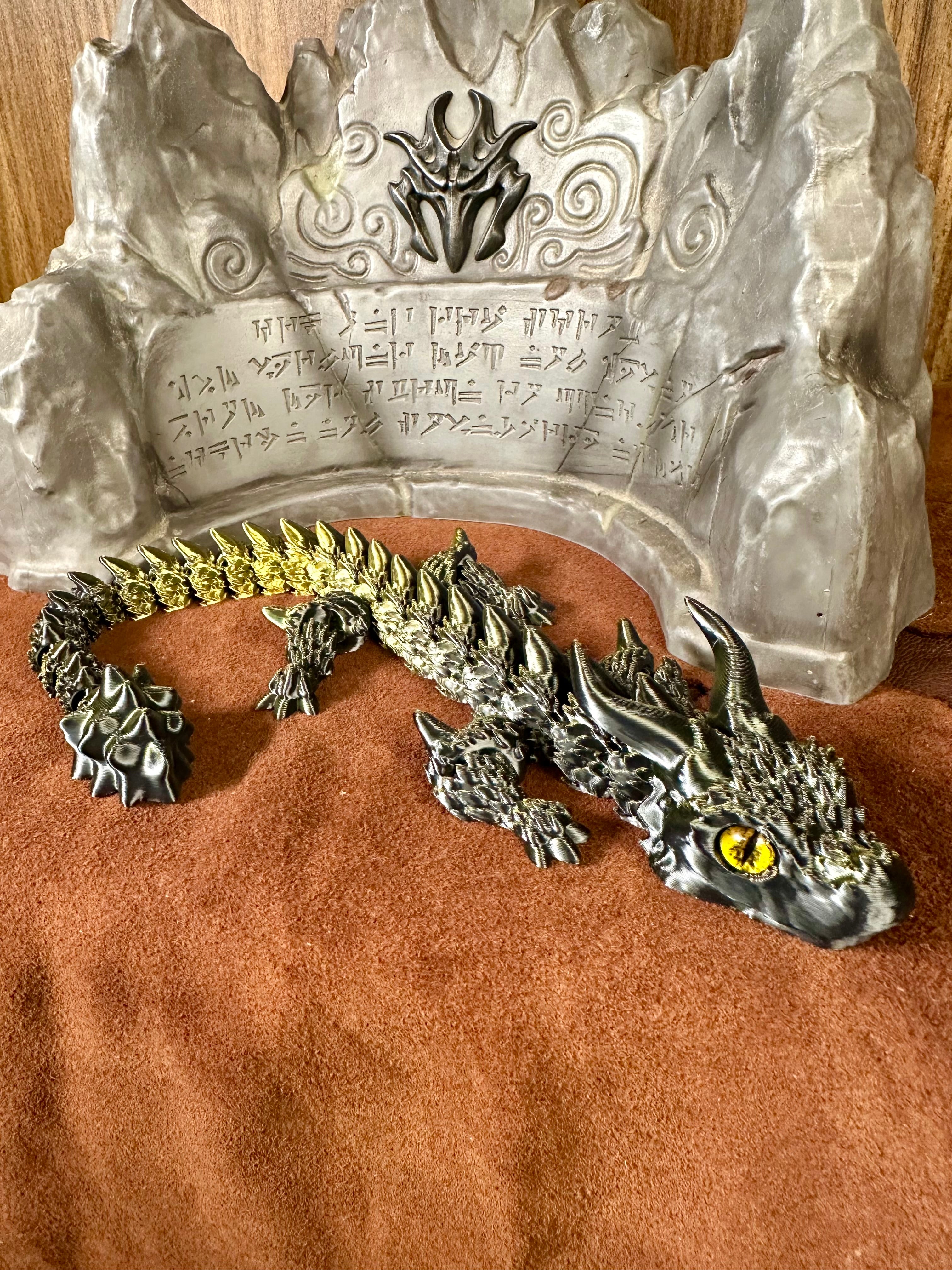 Skolor — Dragon des Profondeurs Dorées - dragon articulé 3D